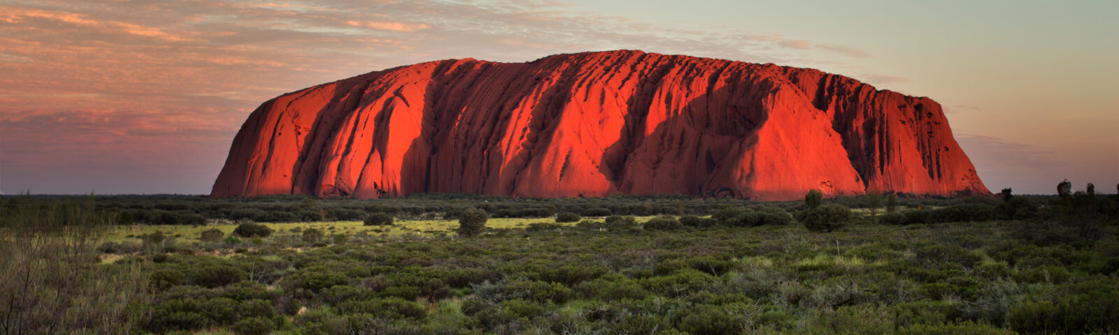 Sobre Uluru y los acuerdos internacionales Down-Under